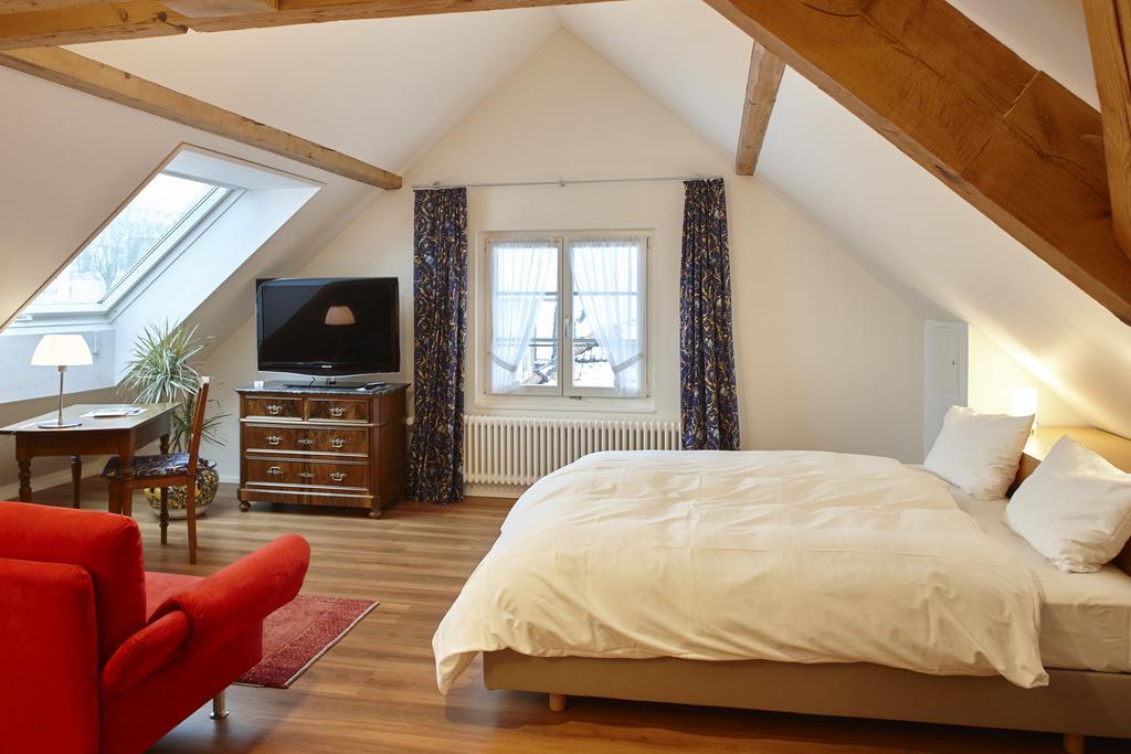 Landgasthof Hotel Rössli Ebikon Rom bilde