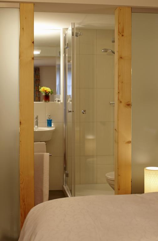 Landgasthof Hotel Rössli Ebikon Rom bilde